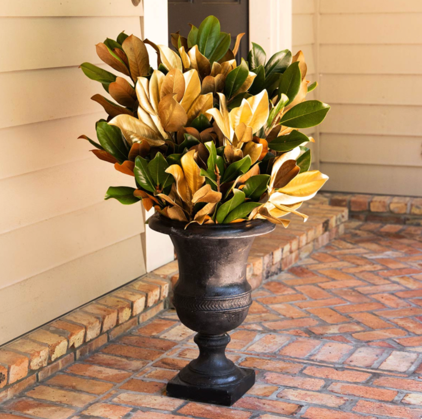 Gilded Magnolia Stems - 5 Stems